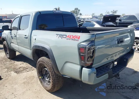 2022 Toyota Tacoma Trd Off Road z USA, uszkodzony, nr VIN 3TMCZ5ANXNM463746